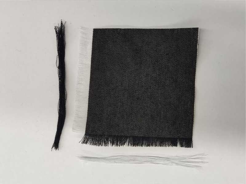 解除的樣子(經(jīng)向:棉100%、緯向:聚酯纖維100%)